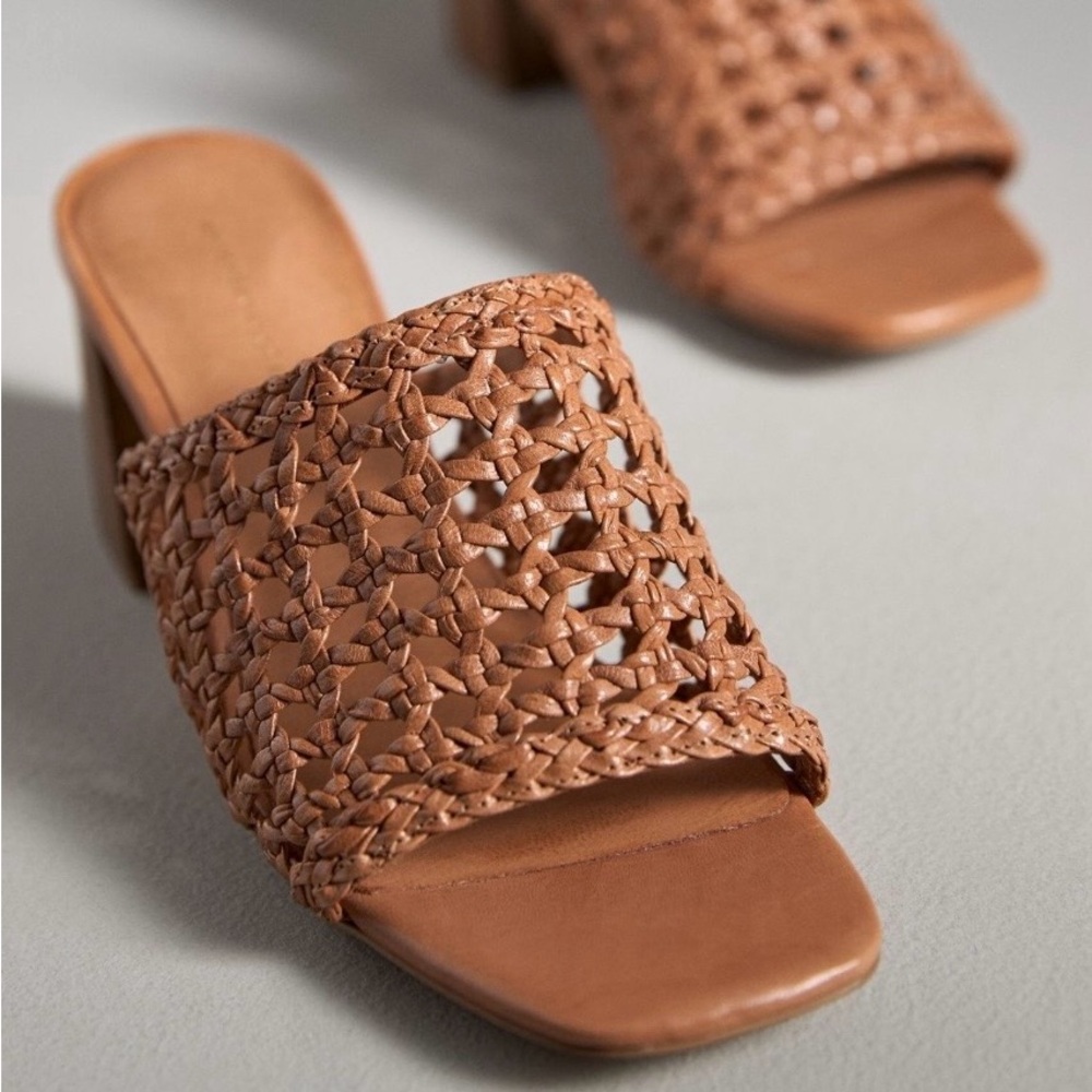 NIB Anthropologie $148 9.5 / 40 EU Block Heel Sandals